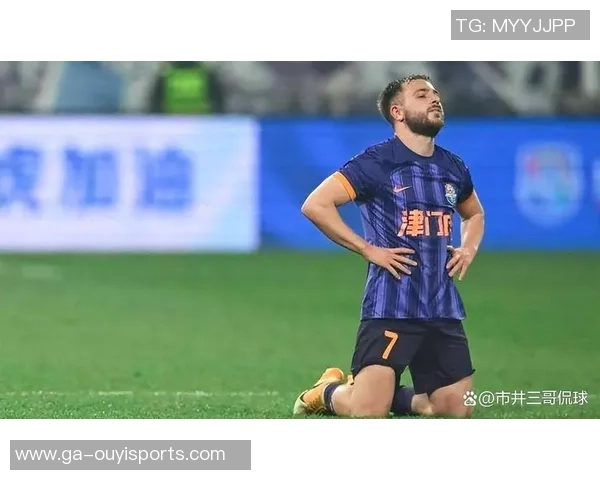 海港留神！曝上海申花已赞同路易斯加盟大连英博，末轮夺冠有悬念